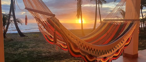 Sunrise in Casa Santorini