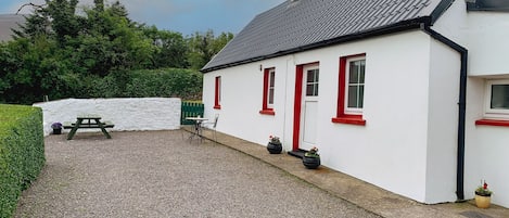  Tigin Mamo Holiday Cottage, Glenbeigh, County Kerry