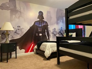 Star Wars room - sleeps 4