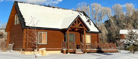 Kamas Vacation Rental | 3BR | 2BA | 2 Stories | 1,900 Sq Ft | Stairs Required