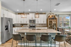 7683Fairfax(6)