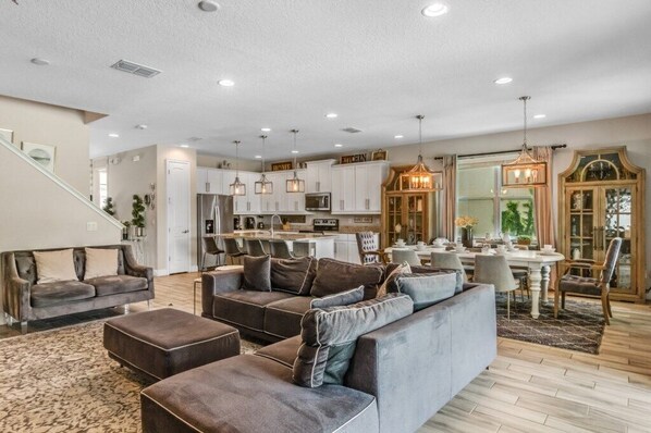7683Fairfax(2)