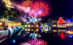 Fireworks at the village of Baytowne Wharf