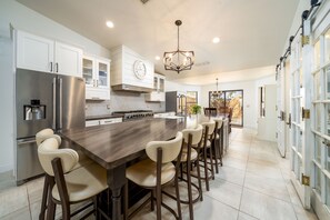 Kitchen Bar Seating “kitchen is amazing”