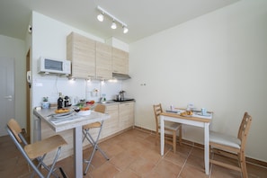 Kitchen and dining area