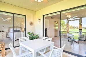 Screened-In Porch