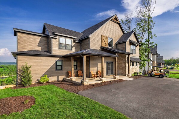 Front view of Harmony Ridge