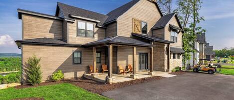 Front view of Harmony Ridge