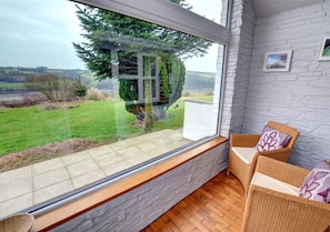WAW217 - Sun Room with Estuary View