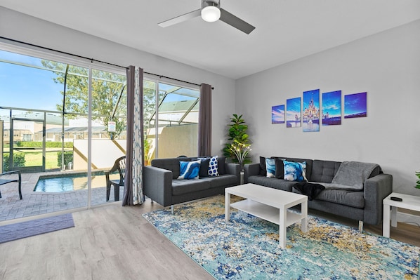 Living room/House common room with assorted board games & USB outlets