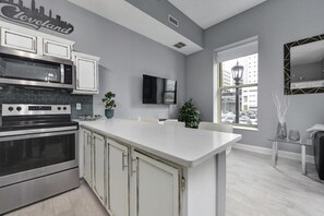 Luxury equipment for your recipe ensures you have the finest tools at your disposal. From high-end cookware to professional-grade appliances, cooking becomes a true pleasure, allowing you to create meals with ease and precision.