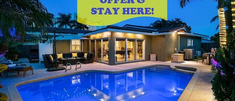 We invite you to experience Fiesta Terra Mar, a renovated 4 bedroom/2 bath property with a heated saltwater pool, billiards/Ping Pong table and just a 5 minute walk to an exclusive private beach. As our 100+ reviews suggest, this property is perfect for groups of all kinds!