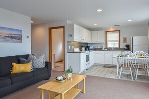 Living room kitchen area