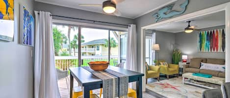 Destin Vacation Rental | 1BR | 1BA | 629 Sq Ft | 2 Steps Required for Access