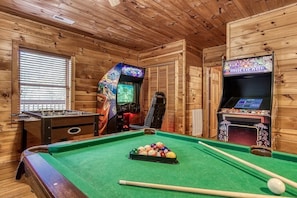 Spielezimmer