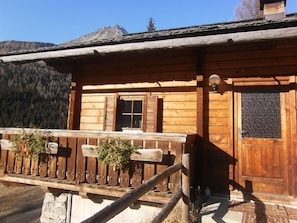 Gipper, Almhütte