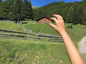 Gipper, Almhütte