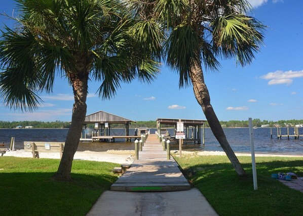 Dock and fishing pier.  Launch available for kayaks, paddle boards and boats.