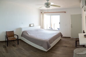 Main bedroom, king size bed.  Minisplit with cooling and heating system.   