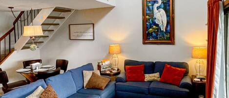 Main living area with 2 story ceilings. 