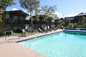Your vacation is complete when you relax pool side at the beautiful outdoor pool and hot tub with views of Snowmass Mountain.