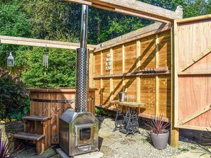 Hot tub | The Engine Shed, Battersby Junction