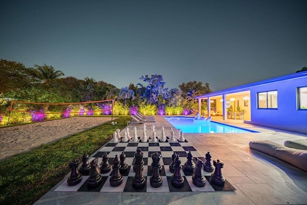 Pool