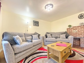 Living room | The Old Cook House, Winchester