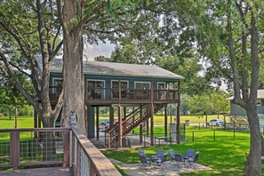 Backyard | Stairs Required for Waterfront Deck