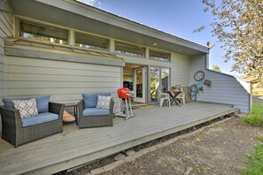 Back Deck | Keyless Entry