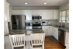 New Modern Kitchen