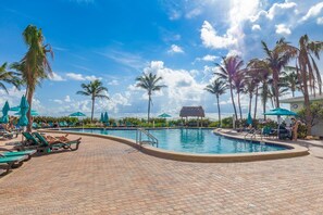 One bed Tides 2nd floor Hollywood Beach Miami (1245)