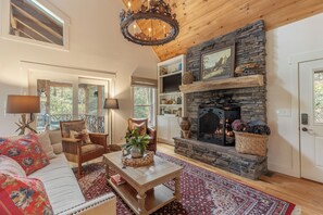 24 Creekwood Ln - Photos (2)