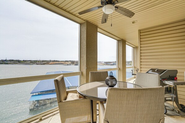 Osage Beach Vacation Rental | 3BR | 2BA | 1,250 Sq Ft | Step-Free Access
