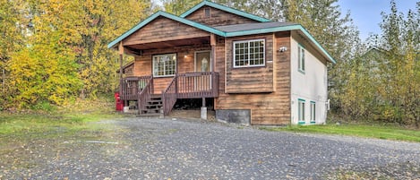 Wasilla Vacation Rental | 3BR | 1BA | Single Story | Stairs Required