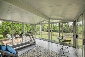Screened-In Porch