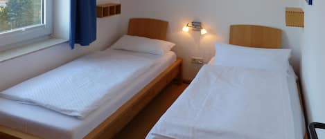 Schlafzimmer in der Ferienwohnung Therese 8 in Wittdün auf Amrum
