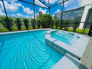 Pool 0.jpg