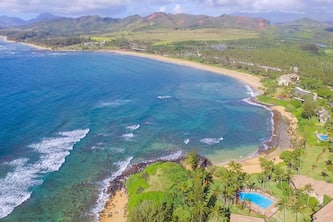Lae Nani 113. Swimmable Beachfront! Ground Floor with A/C, renovated, accessible and convenient.