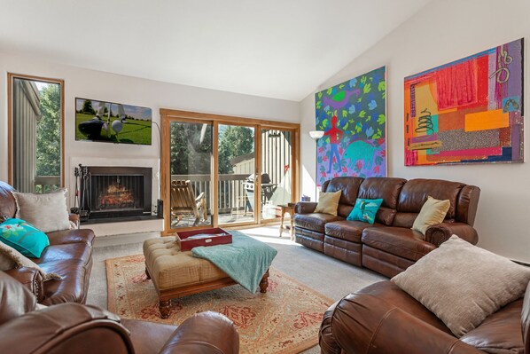 Living Room with deck access