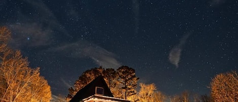 Night sky in front yard/
Taken by Guest Denes Szakacs