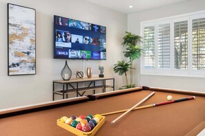 Spielezimmer