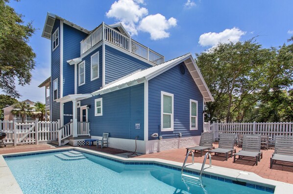 23-Periwinkle-Pool