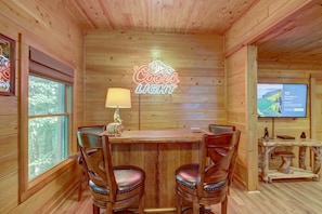 Bar area in lower living area. Bear Mt Lodge Jasper GA