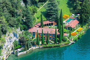 Villa La Cassinella - Lenno, Lake Como - NORTHITALY VILLAS vacation rentals