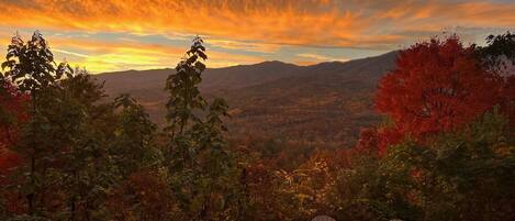 Gorgeous views of the Smoky Mountains!