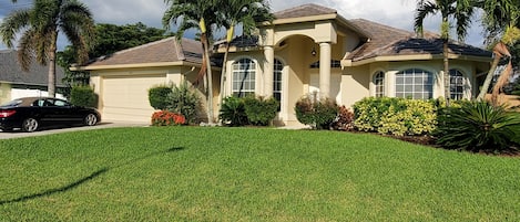 Executive home in highly sought after SW Cape Coral