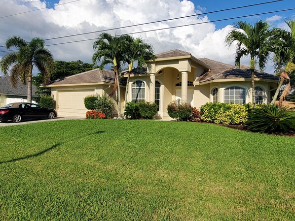 Executive home in highly sought after SW Cape Coral