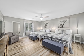 #1 King and Queen Crib ENSUITE