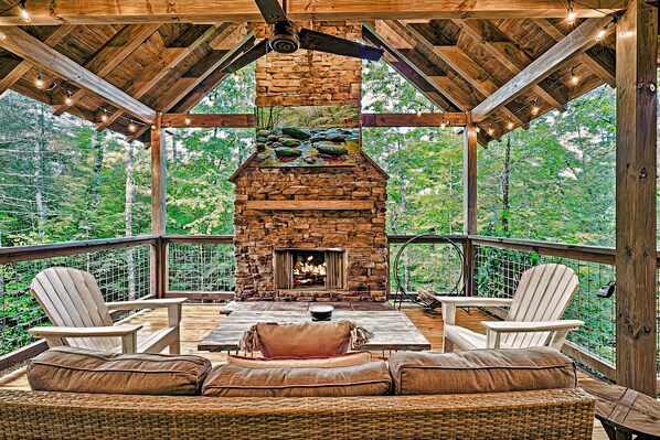 Enjoy a movie or two, make s'mores in this beautiful outdoor space